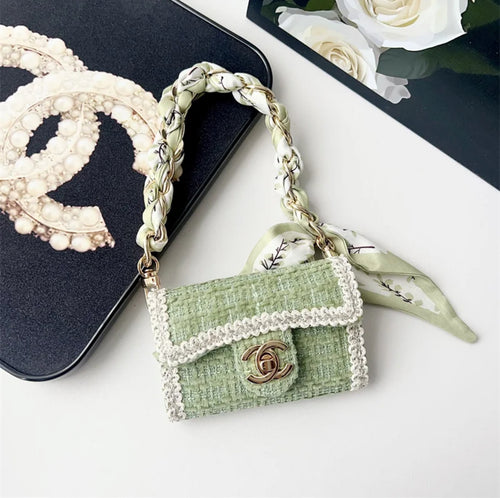 CC Card holder(a gift for 300$ order)