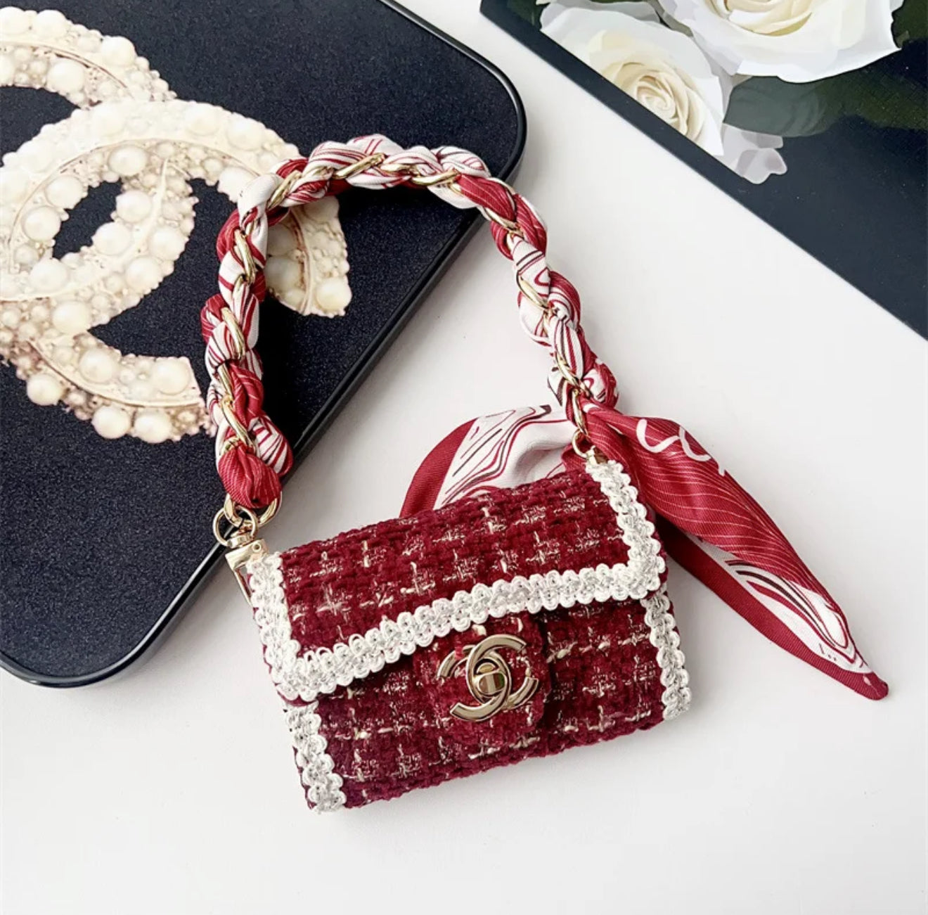 CC Card holder(a gift for 300$ order)